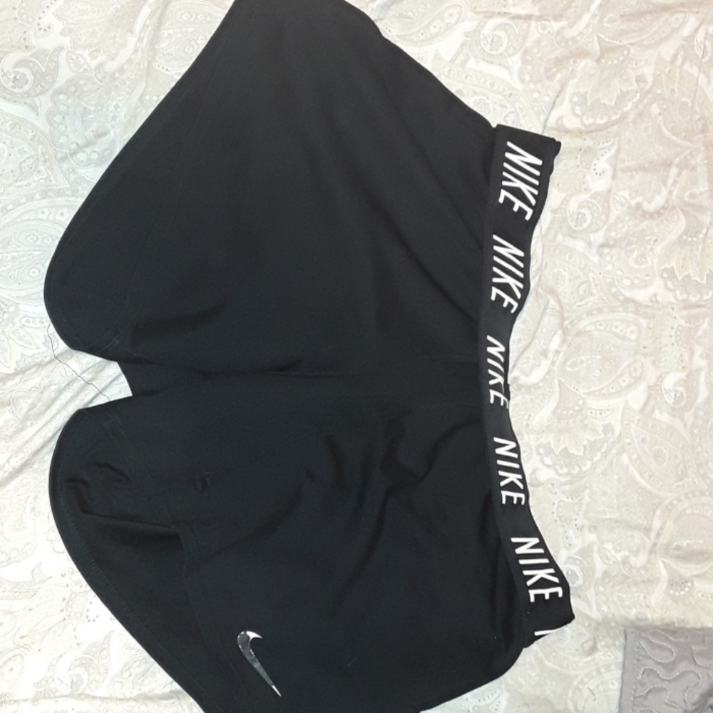 ❤️❤️Nike dri fit shorts